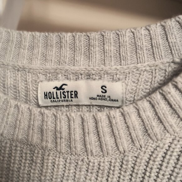 Hollister grey women's crop top sweater - Picture 3 of 3